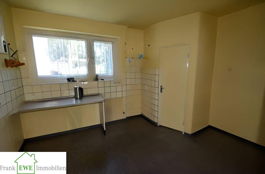 Küche Haus Benrath. Frank Ewe Immobilienmakler Düsseldorf