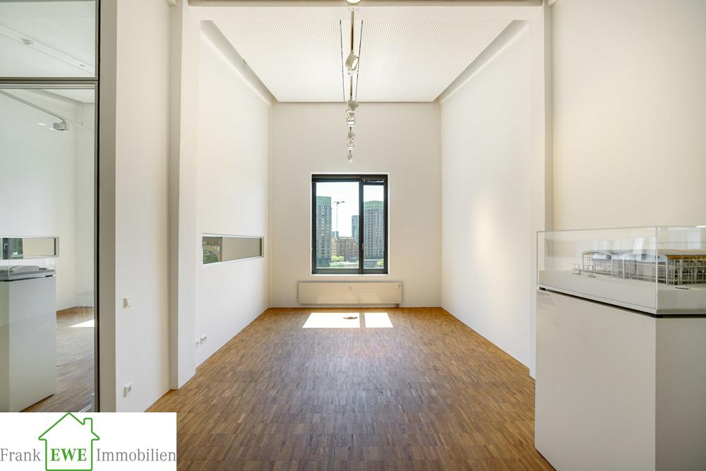Büroräume Medienhafen Düsseldorf, Frank Ewe Immobilienmakler Düsseldorf