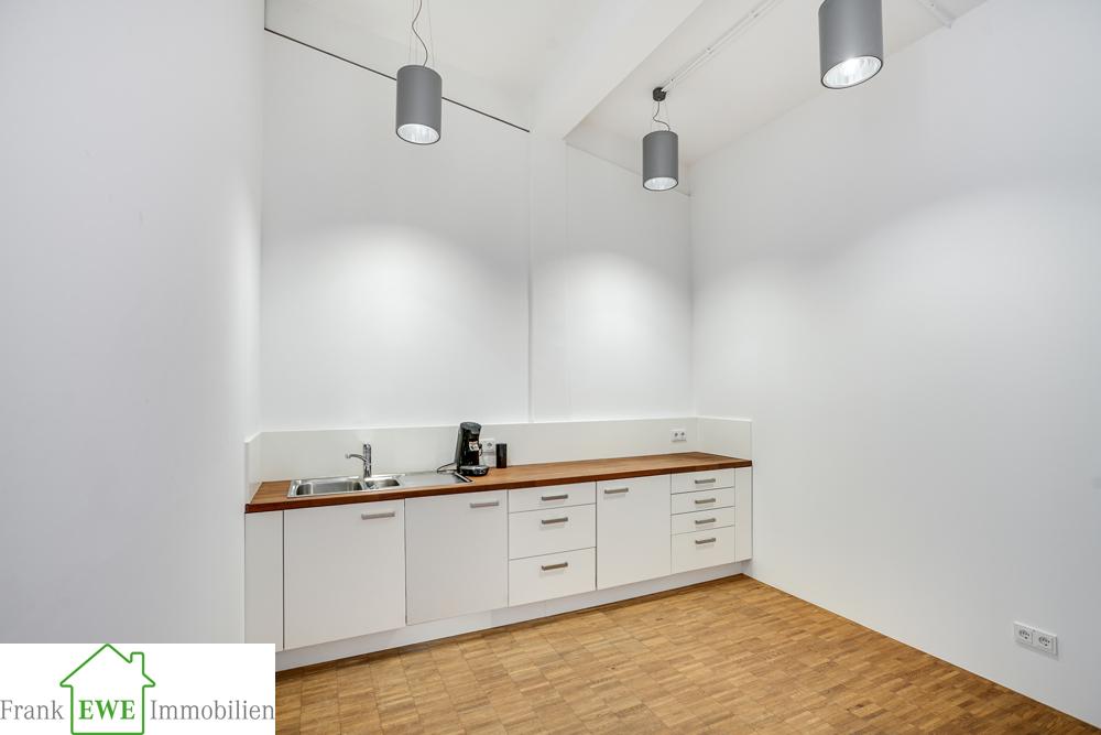 Showroom Büroräume, Medienhafen Düsseldorf,Frank Ewe Immobilienmakler3