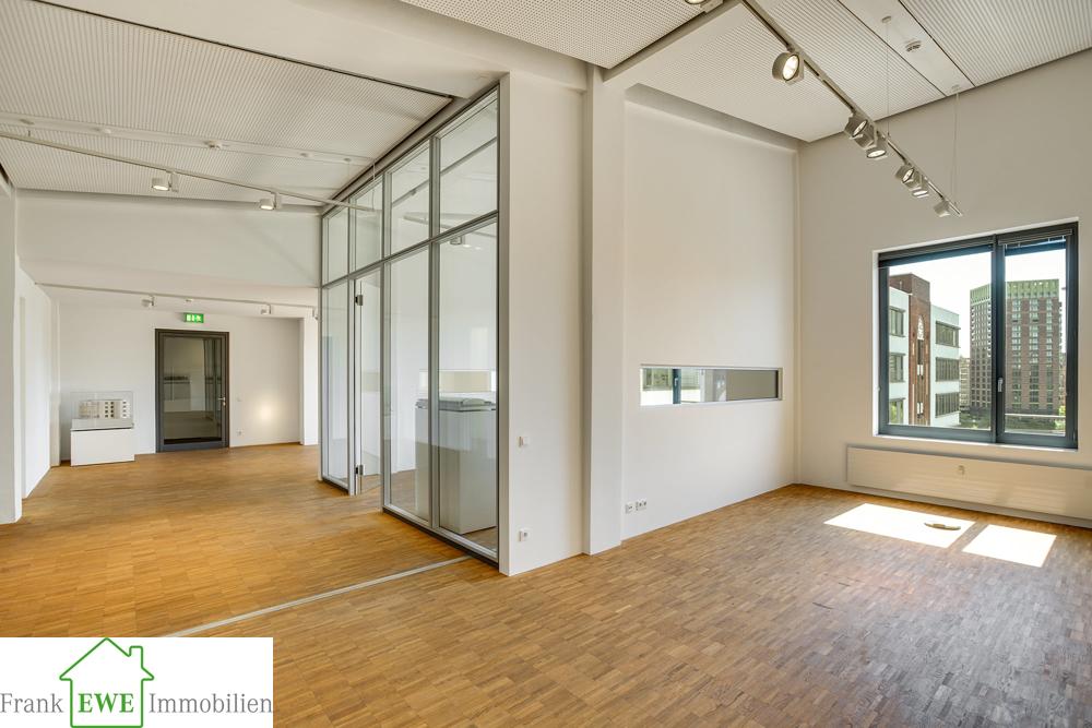 Büroräume Medienhafen Frank Ewe Immobilienmakler Düsseldorf