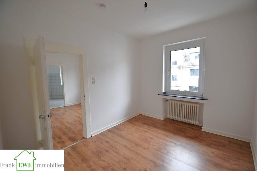 KInderzimmer 1.OG, Zweifamilienhaus mit Ausbaureserve, Kauf in Düsseldorf Wersten, Frank Ewe Immobilienmakler 