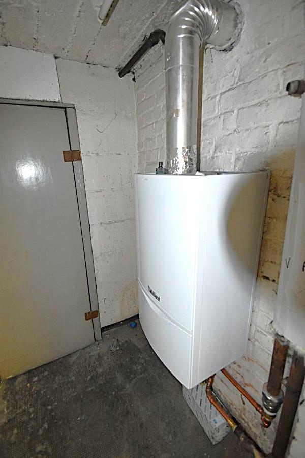 Therme EG, Zweifamilienhaus mit Ausbaureserve, Kauf in Düsseldorf Wersten, Frank Ewe Immobilienmakler Düsseldorf