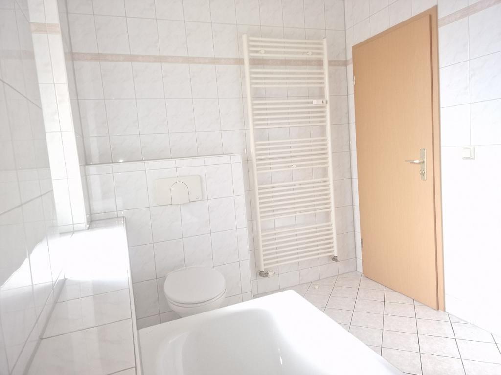helle 1 Raum Wohnung mit Balkon - Photo 2