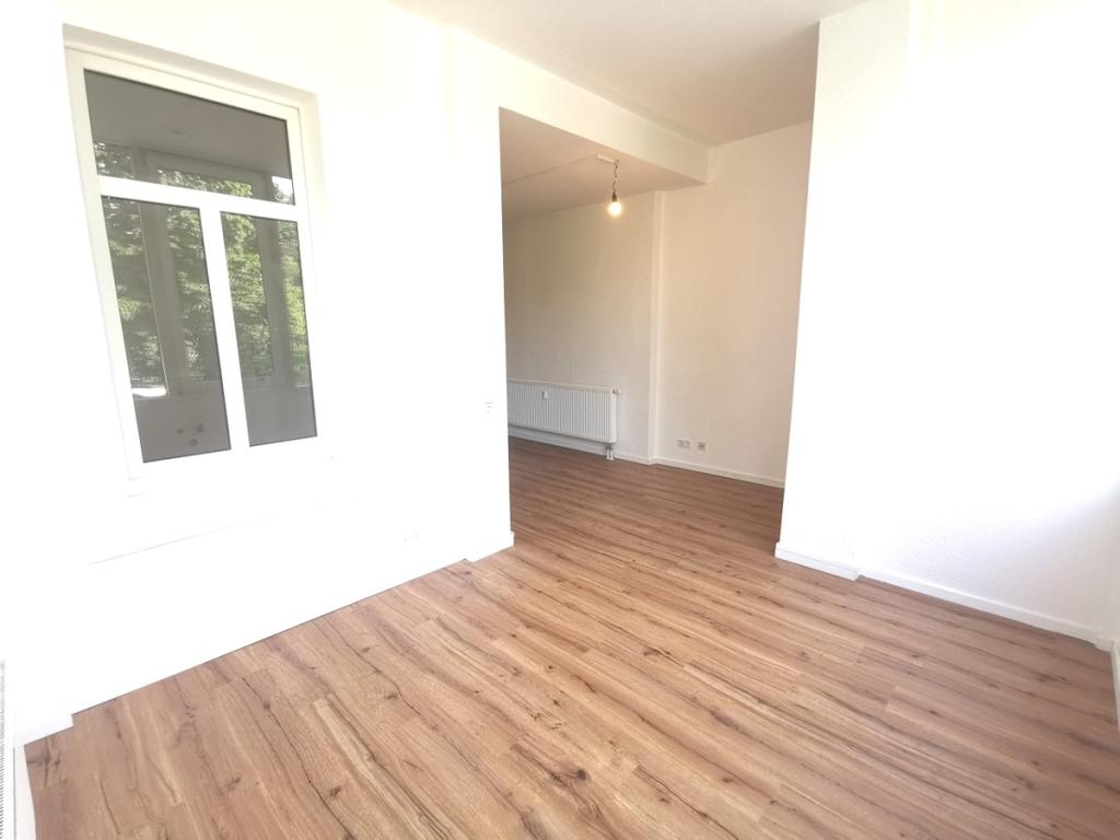 3 Raum - großzügige Altbauwohnung in ruhiger Lage - Foto 2