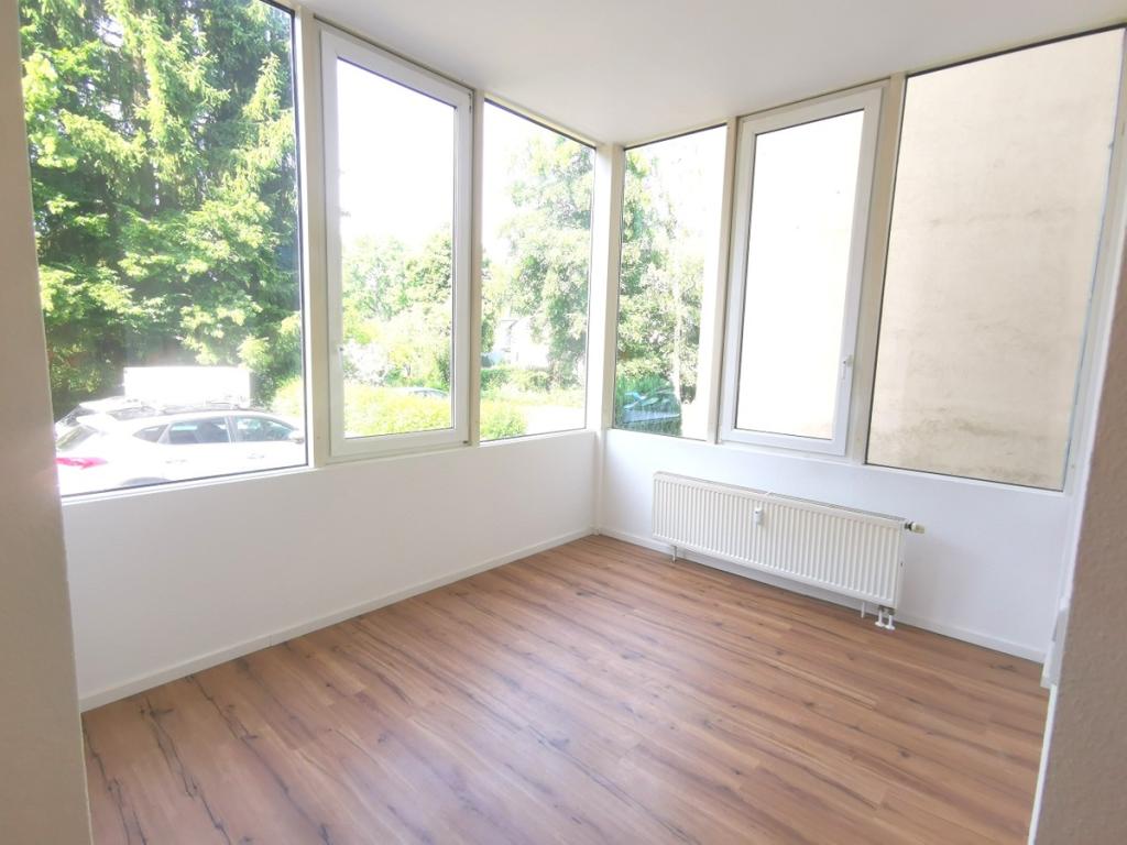 3 Raum - großzügige Altbauwohnung in ruhiger Lage - Foto 1