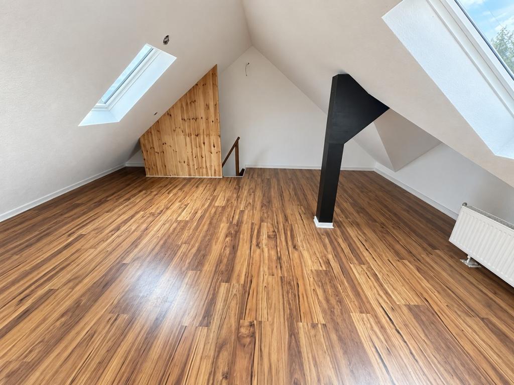 helle 2 Raum DG Maisonette Wohnung mit Balkon in Hauptbahnhofsnähe - Photo 2