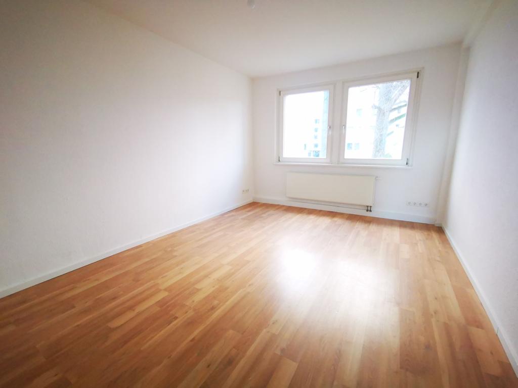 4 Raum Wohnung, mit 2 Bädern und Balkon in Gablenz, Nähe Versorgungszentrum - Foto 4