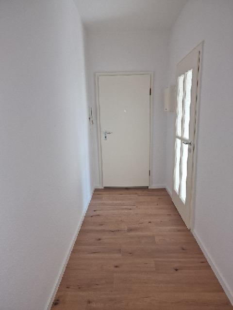 WG geeignet auf Wunsch mit EBK,- 2 Raum-frisch renoviert und zum Einzug bereit - Photo 5