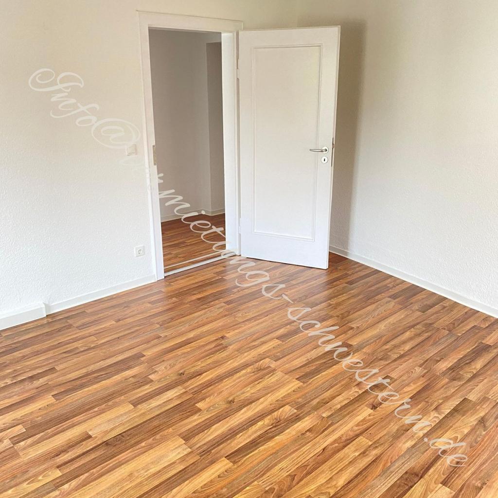 inkl. KÜCHE -helle, zentral gelegene, 2- Zimmer Wohnung in Chemnitz - Foto 4