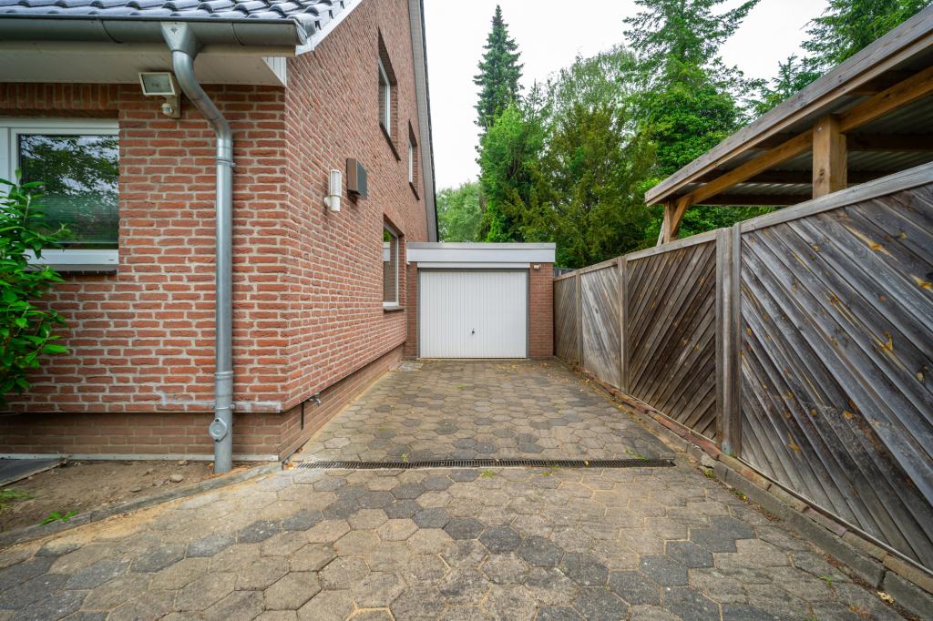 Garage 2