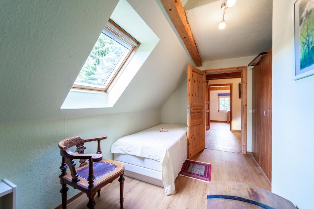 Schlafzimmer 4