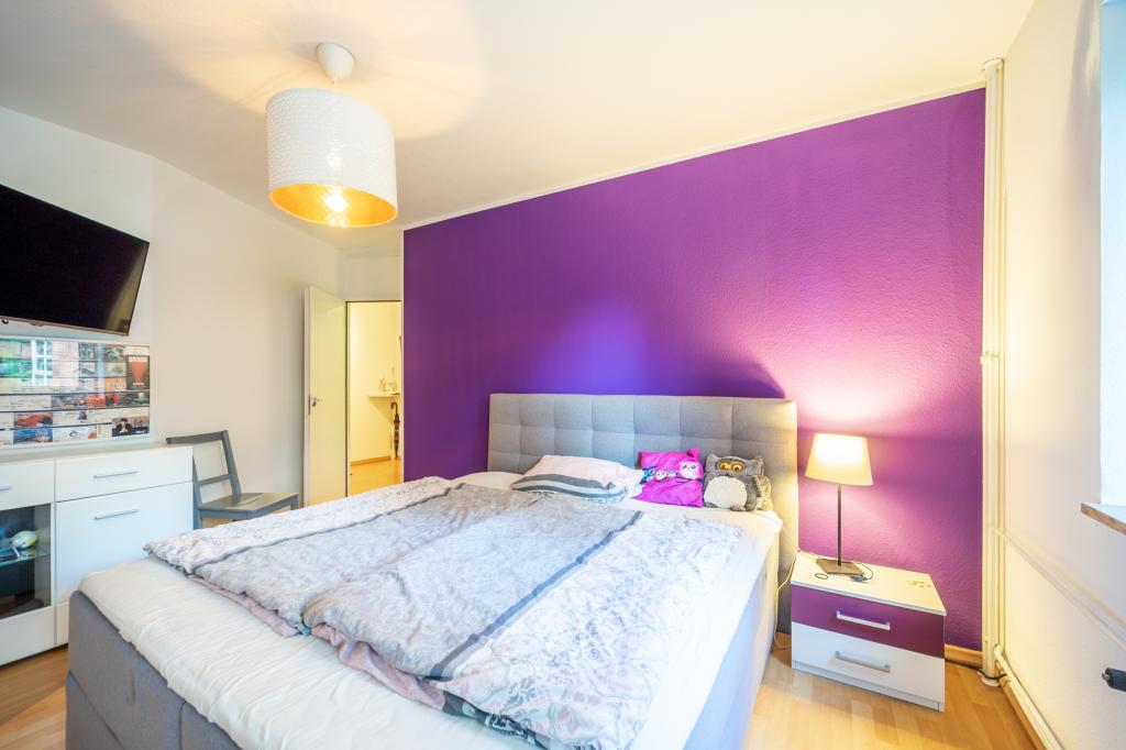 Bild 9 Schlafzimmer