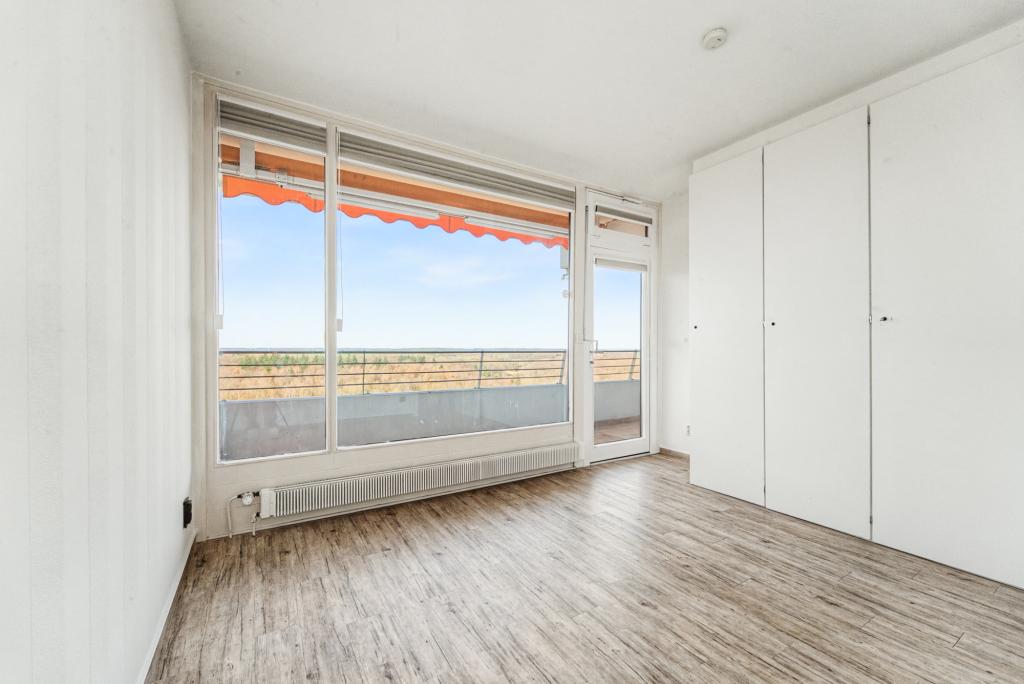 Wohnung mit Ausblick - 2 Zimmer mit Balkon und Tiefgaragenstellplatz - Foto 5