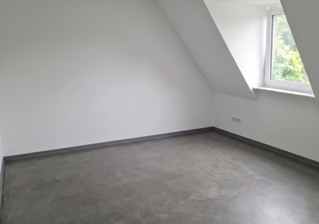Lichtdurchflutetes Reihenhaus in ruhiger Anwohnerstraße mit Blick auf Lübeck - Foto 2
