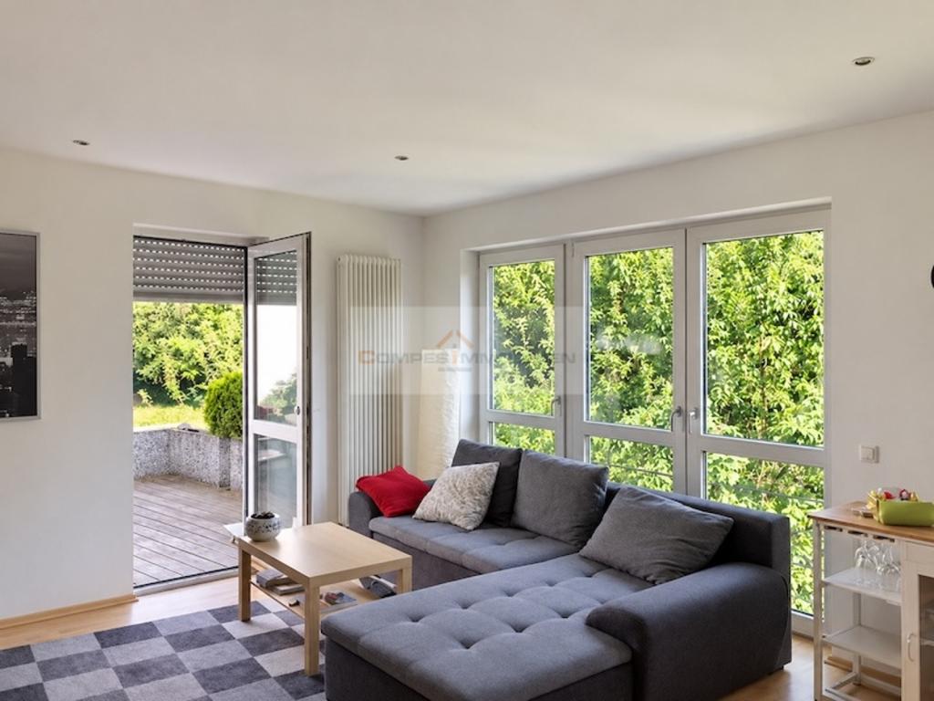 Maisonette-Wohnung im Zweifamilienhaus – 3 Zimmer, zwei Bäder und Sonnenterrasse - Photo 1