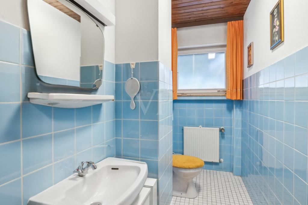 Badezimmer mit Wanne