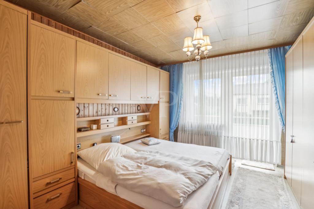 Schlafzimmer (OG) 