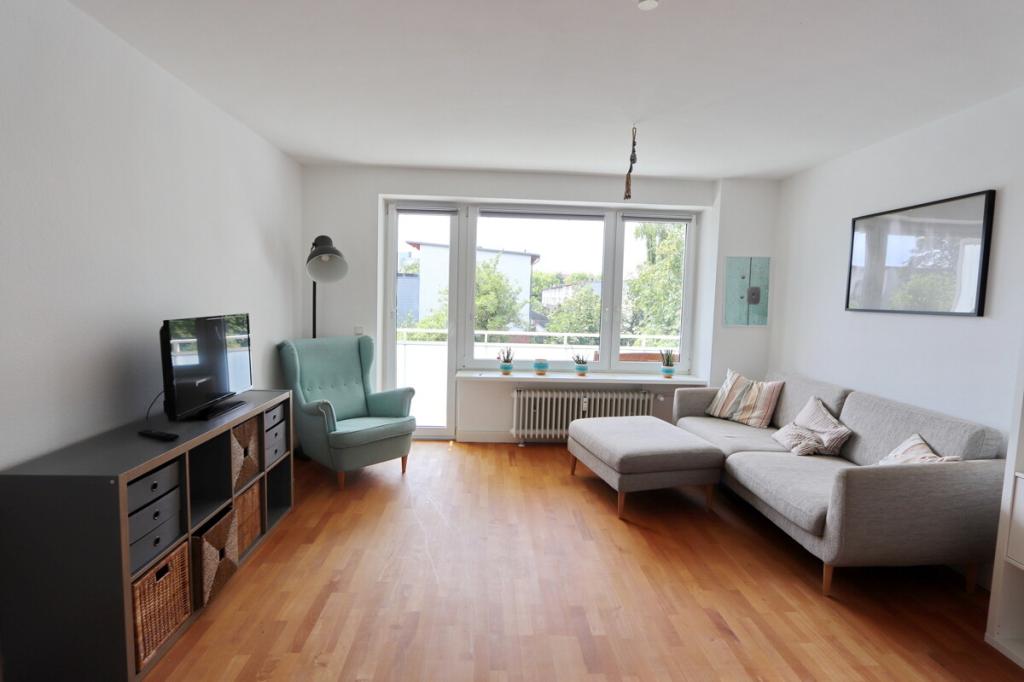 Attraktive 3-Zimmer-Wohnung mit Balkon – ideal für Wohnen auf Zeit in Hamburg-Bramfeld - Photo 1
