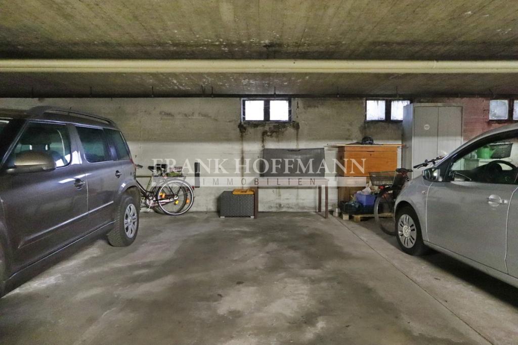 Tiefgaragenstellplatz