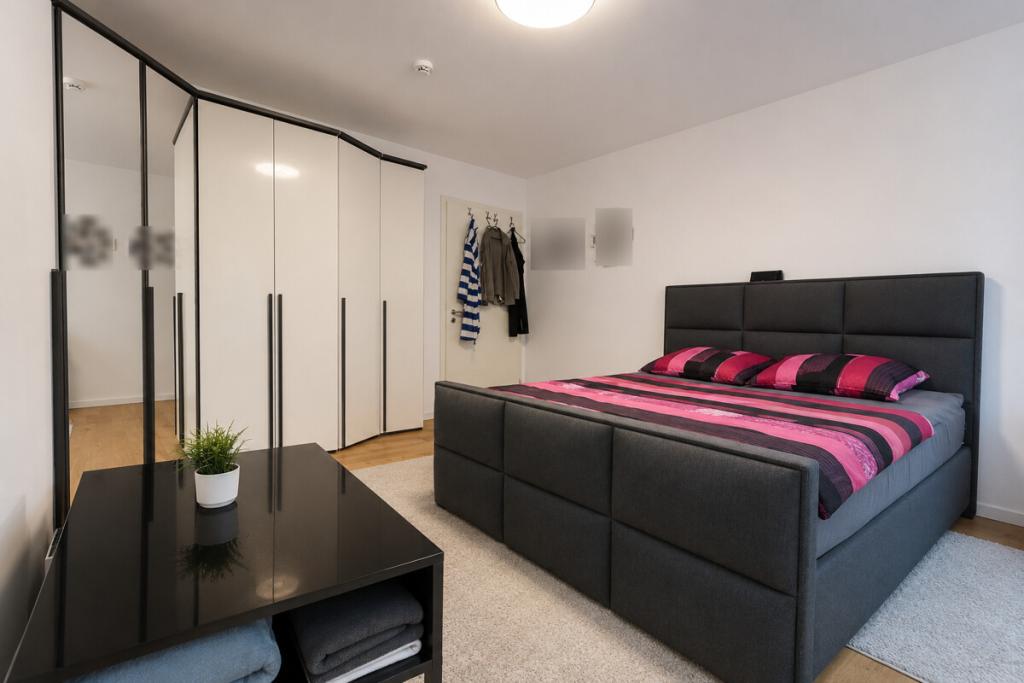 Modernes Wohnen auf höchstem Niveau – großzügige 3-Zi.Whg. mit zwei Terrassen in Hamburg Rahlstedt. - Photo 4