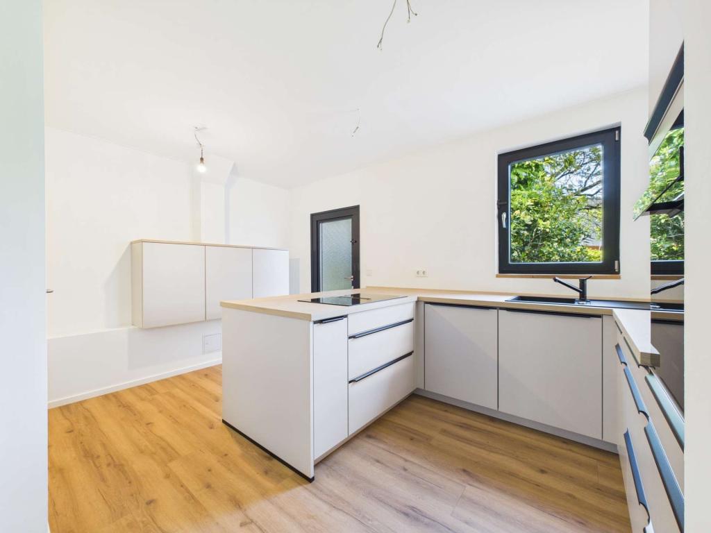 Poppenbütteler Unikat! Sanierter Bungalow mit Wohnkeller zur Miete - Photo 4