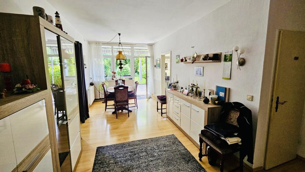 Wohnung EG