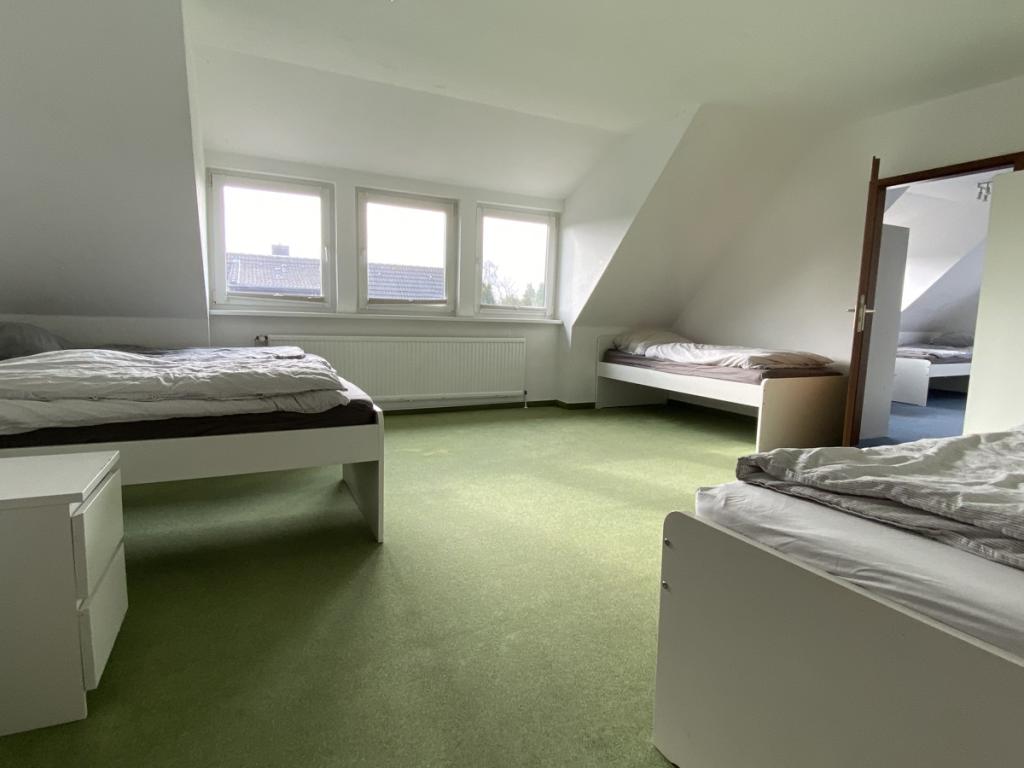 Wohnzimmer Wohnung 2 im Dachgeschoss