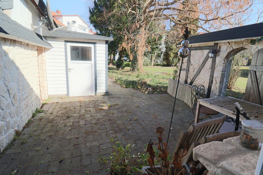 Terrasse 2  mit Zugang Werkstatt