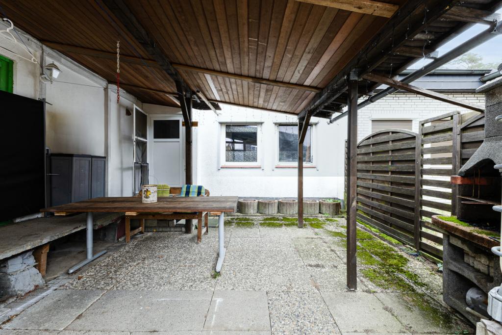 Überdachte Terrasse
