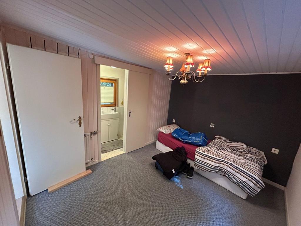 Schlafzimmer mit on suite Bad