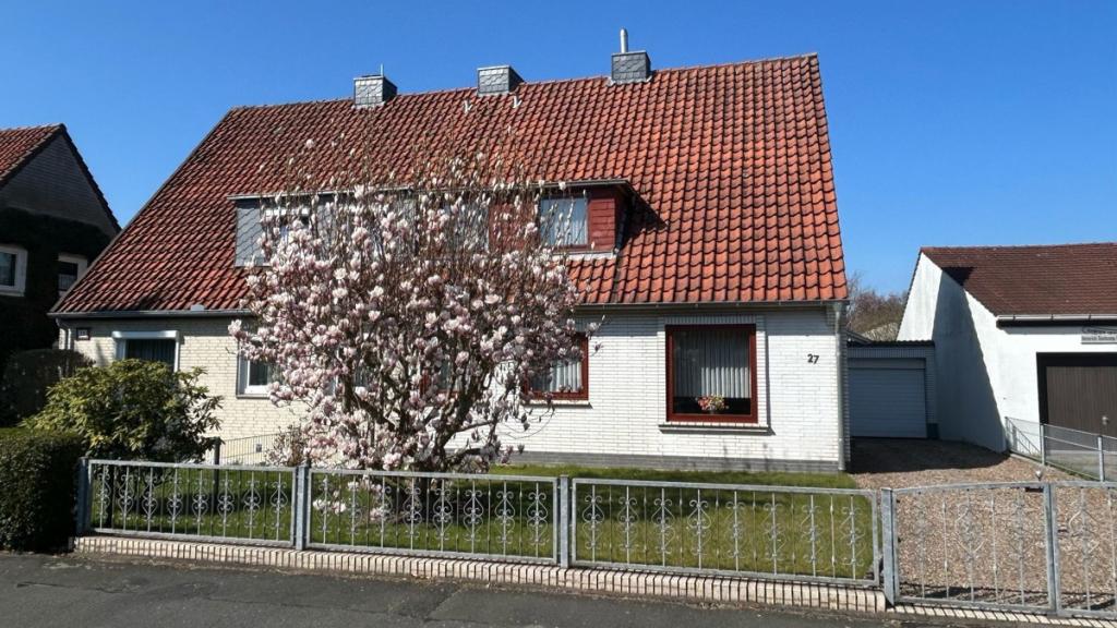 Straßenansicht