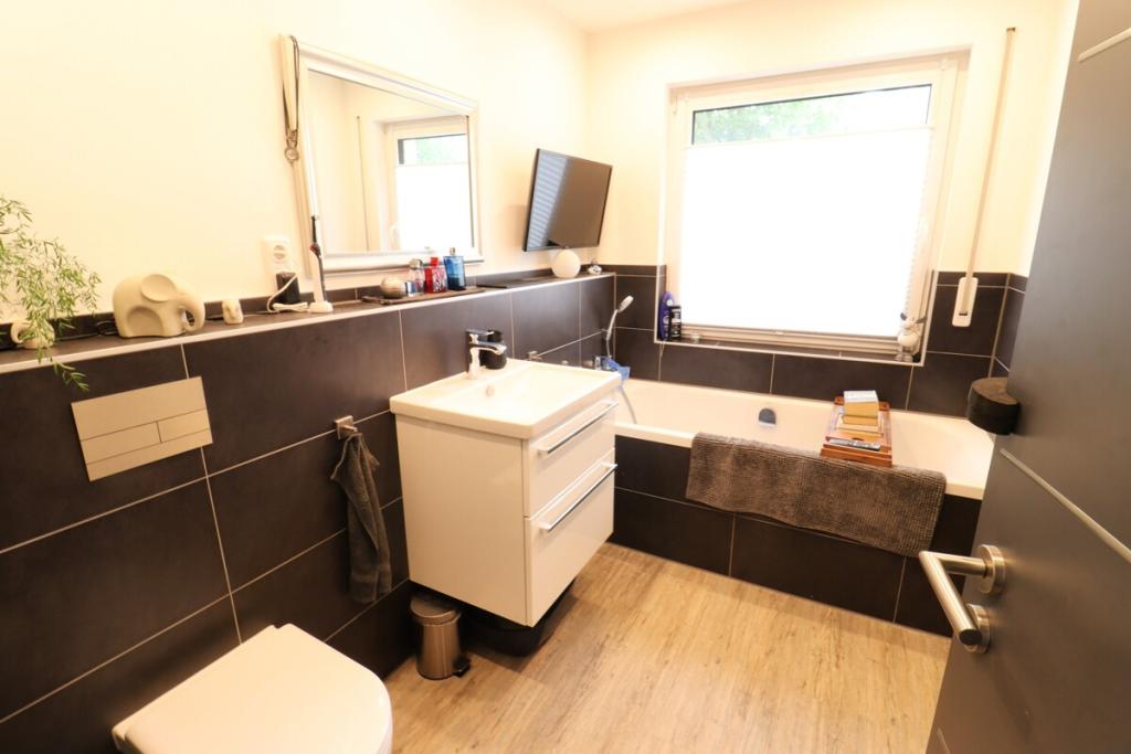 Badezimmer EG