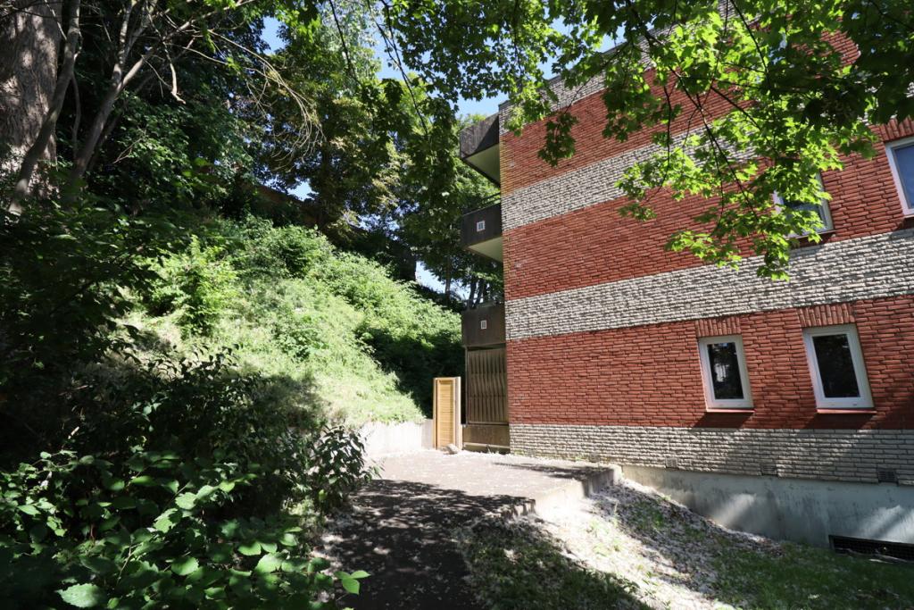 Seitenansicht zur Wohnung