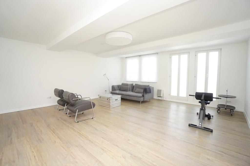 Top-gepflegte 2,5-Zimmer-Wohnung in der Altstadt - Foto 2