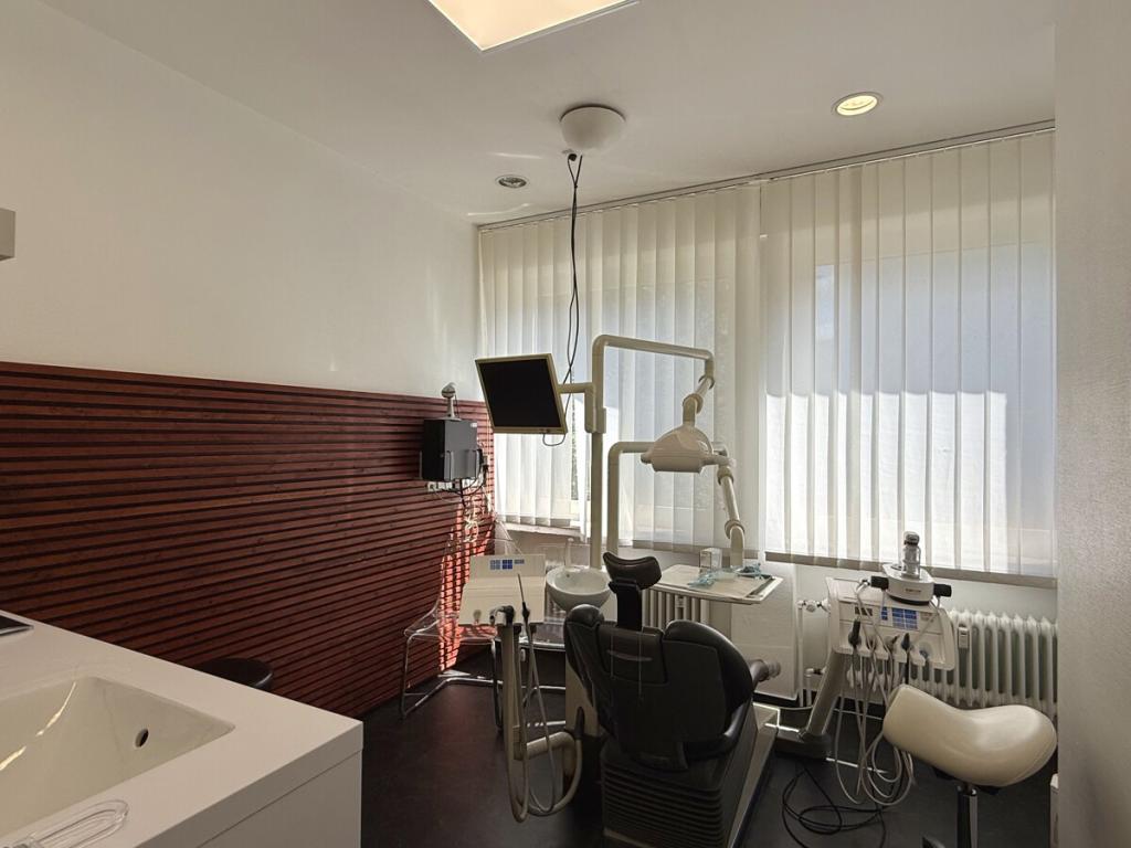 Behandlungszimmer II