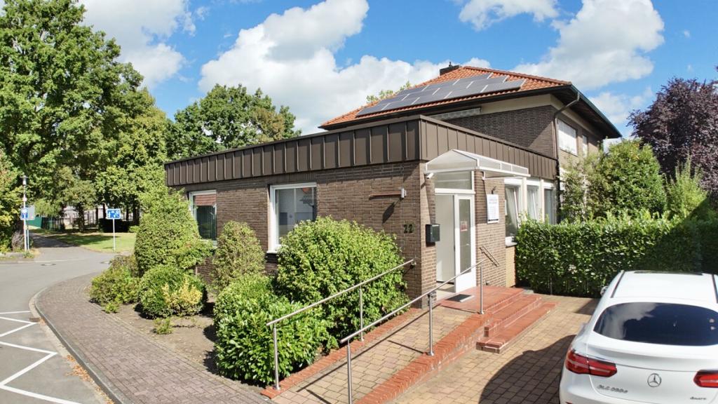 Straßenansicht