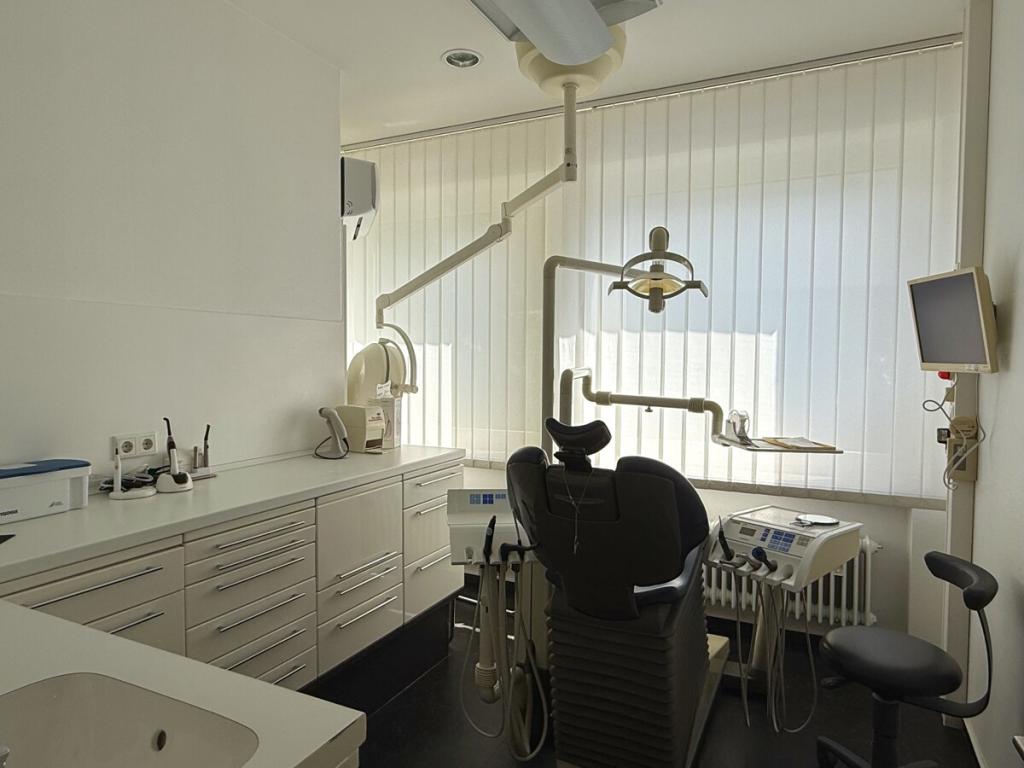 Behandlungszimmer III