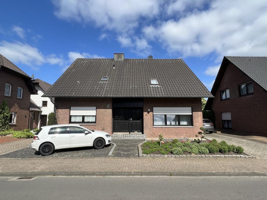 Straßenansicht