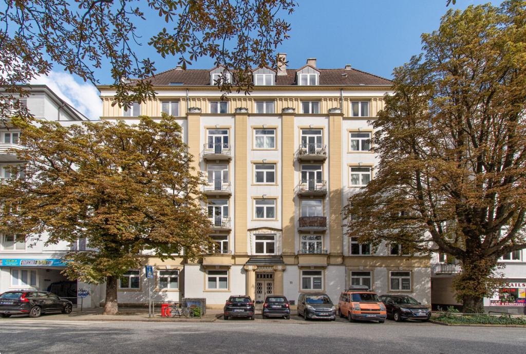 Repräsentative Altbauwohnung in zentraler Lage von Winterhude