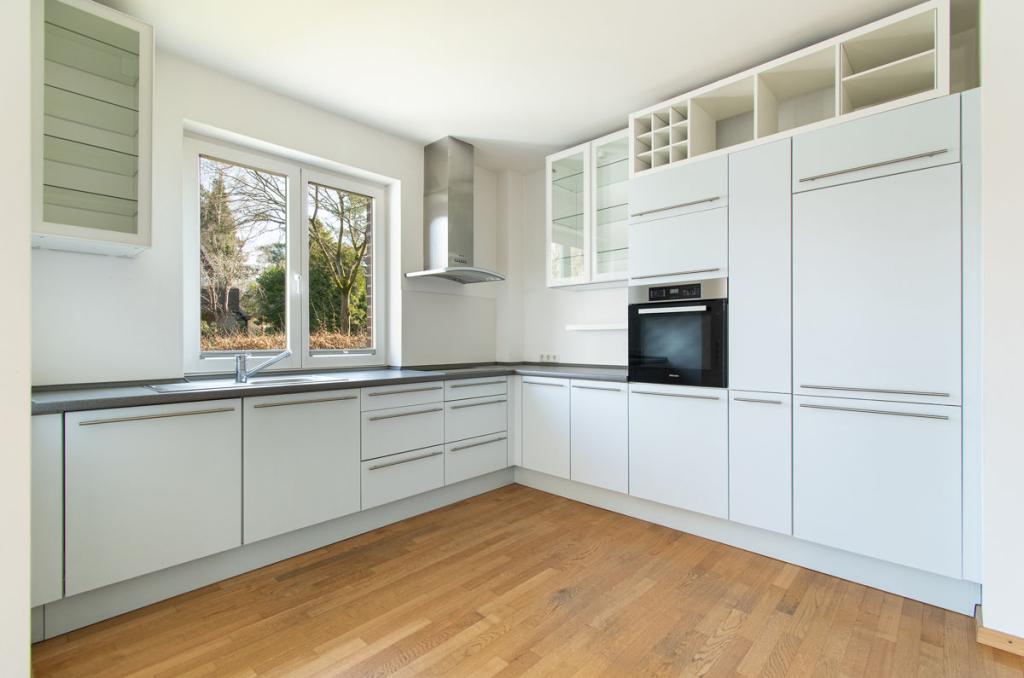 Moderne Wohnküche mit angenehmem Ambiente