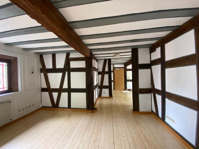 Maisonette-Juwel im Fachwerkhaus mit großzügigem Balkon in der Natur & Stadt - Photo 1