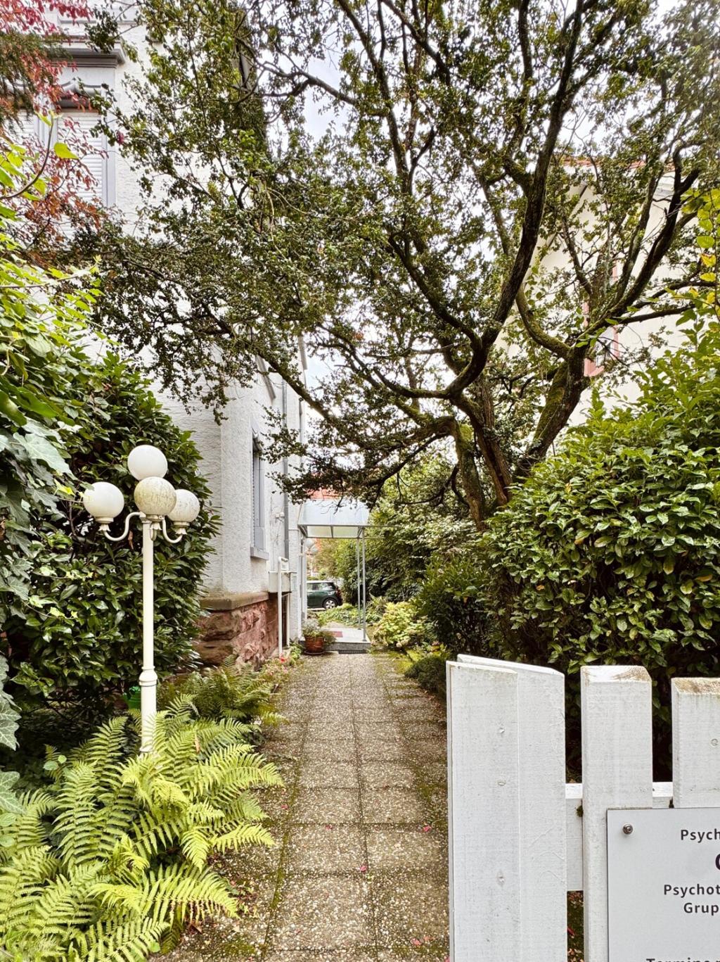 Zugang zum Eingangsbereich