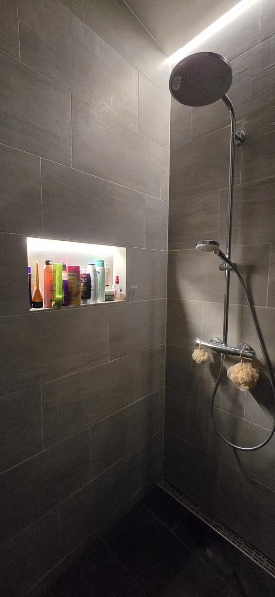 Bad Dusche