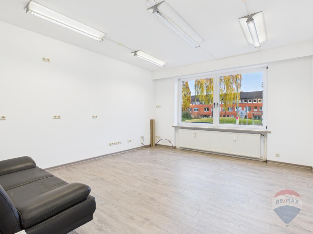 Behandlungsraum/Büro 1