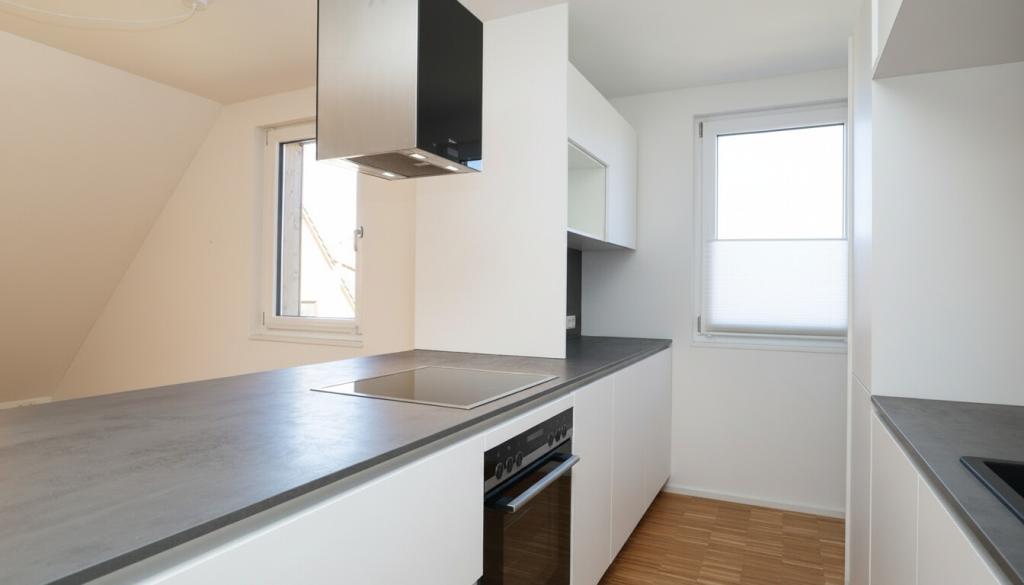 Exklusive Maisonette-Wohnung mit gehobener Ausstattung, Balkon & Tiefgaragenstellplatz - Photo 2