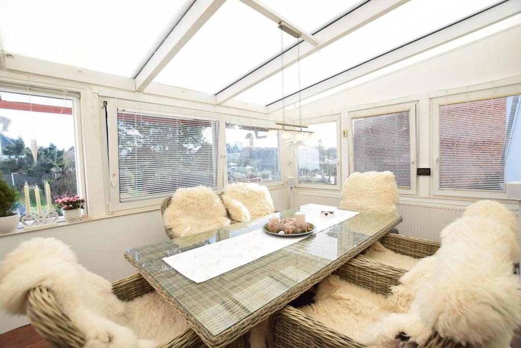 Erdgeschoss Wohnung 1 Wintergarten