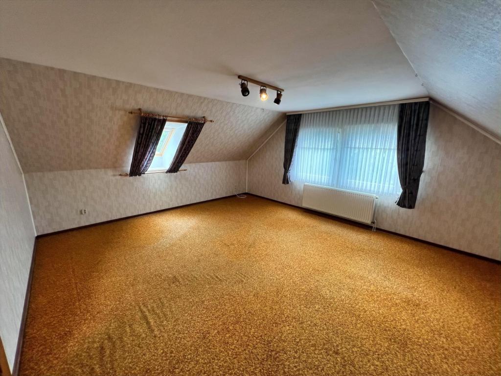 Wohnzimmer DG