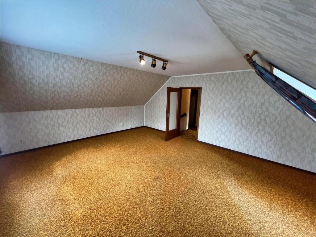 Wohnzimmer DG