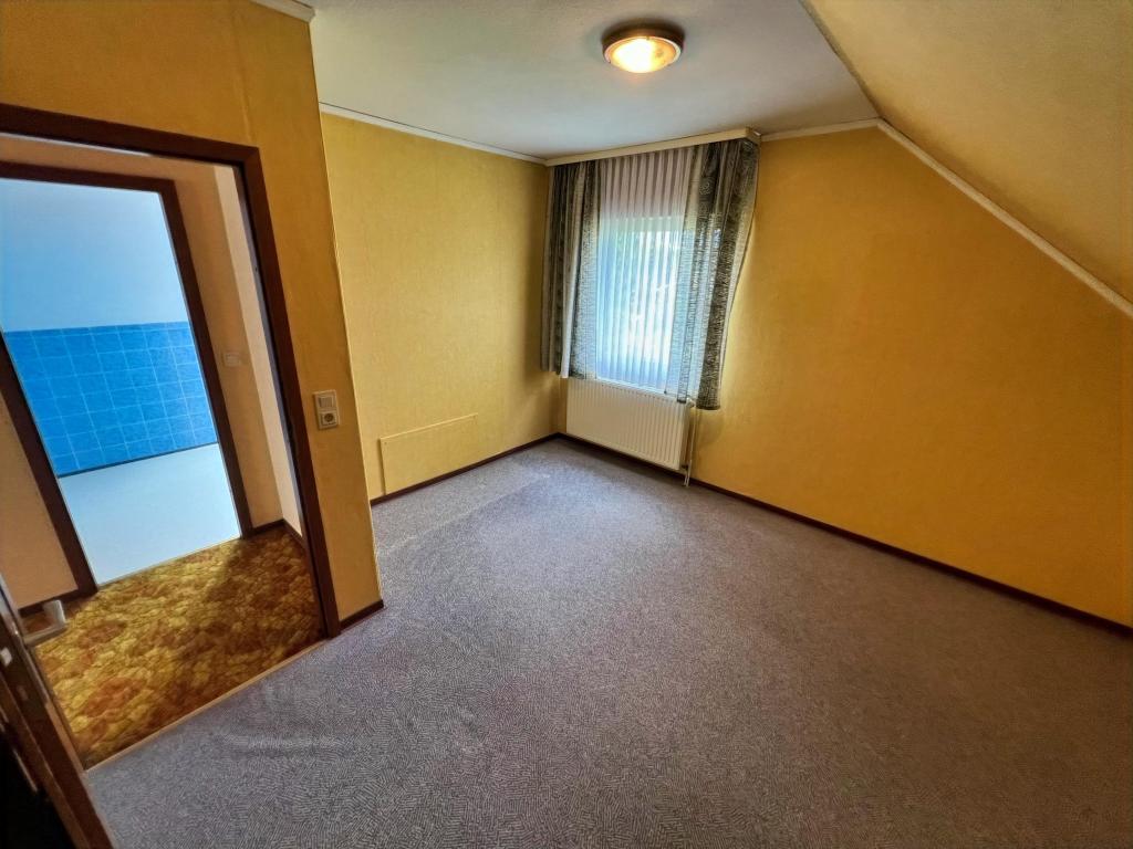 Schlafzimmer DG