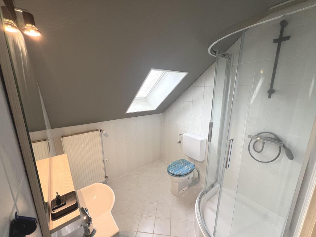 Badezimmer DG